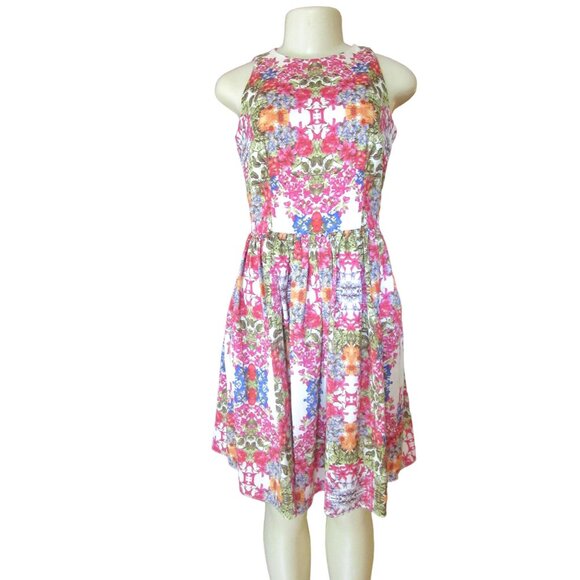 Maggy London Dresses & Skirts - New w Tags, Maggy London Fit Flare Pink Floral Dress in Size 2